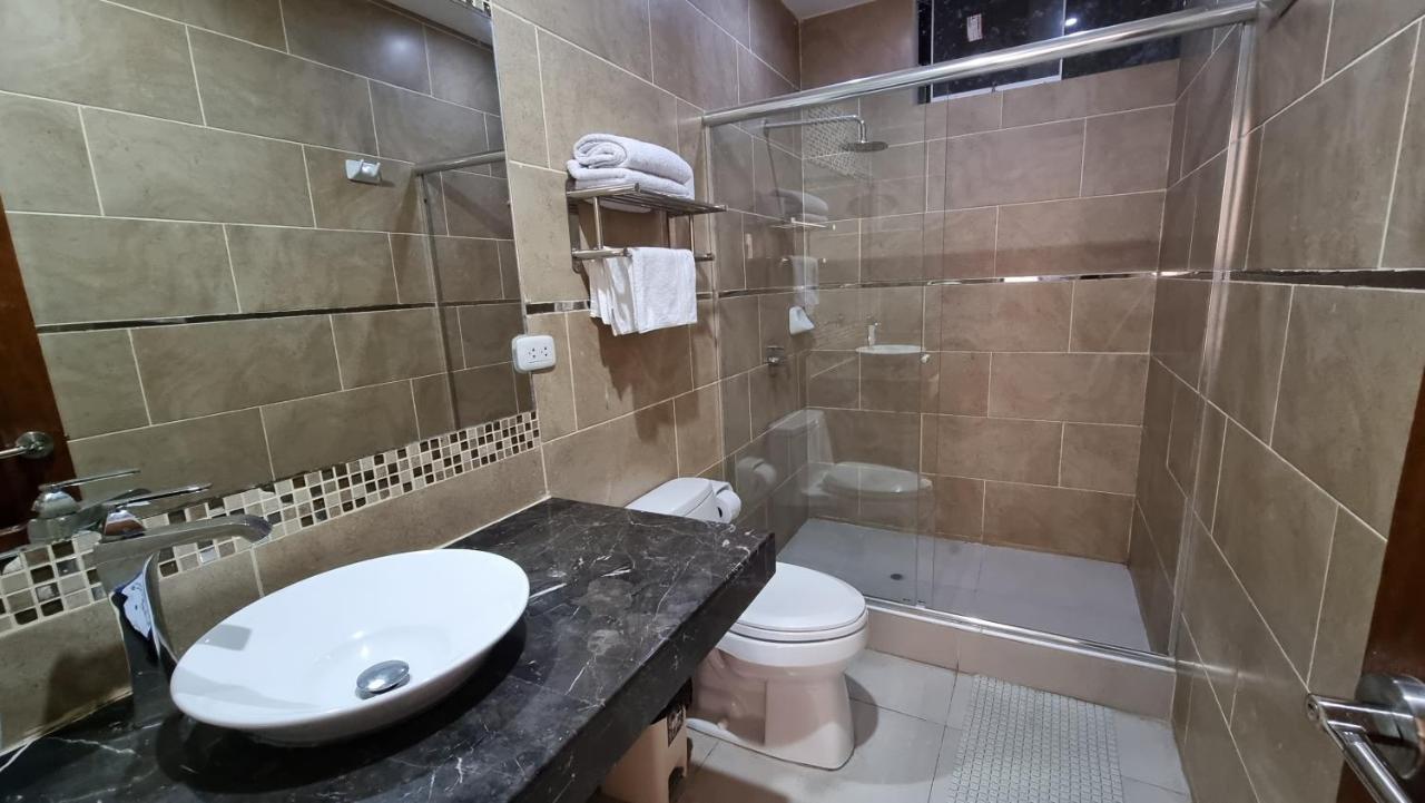 Hotel Imperio Real Трухильо Экстерьер фото