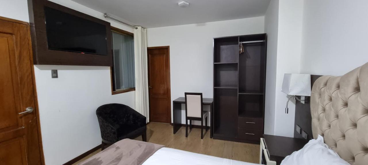 Hotel Imperio Real Трухильо Экстерьер фото